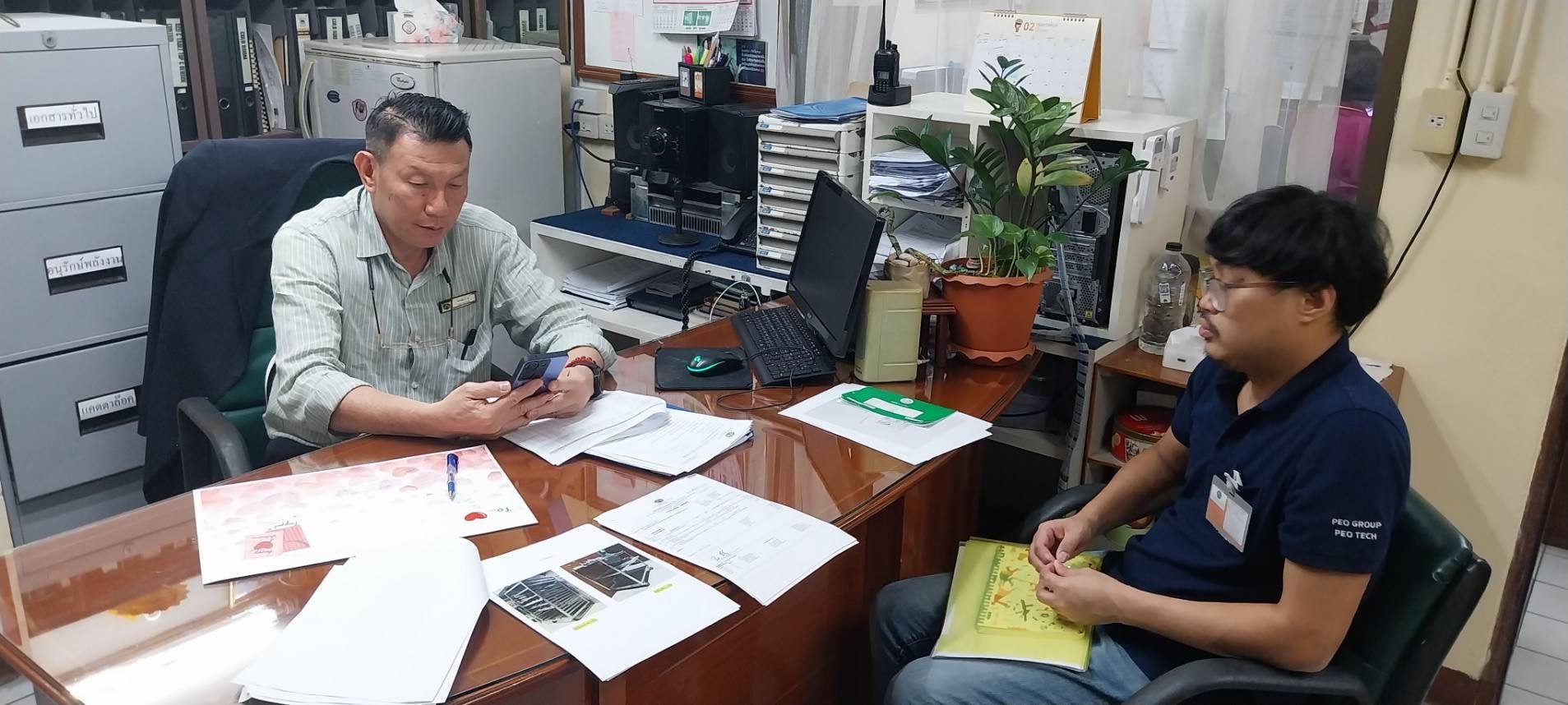 Reviewing a sourced response set together before it is sent — an advisory working session over the records