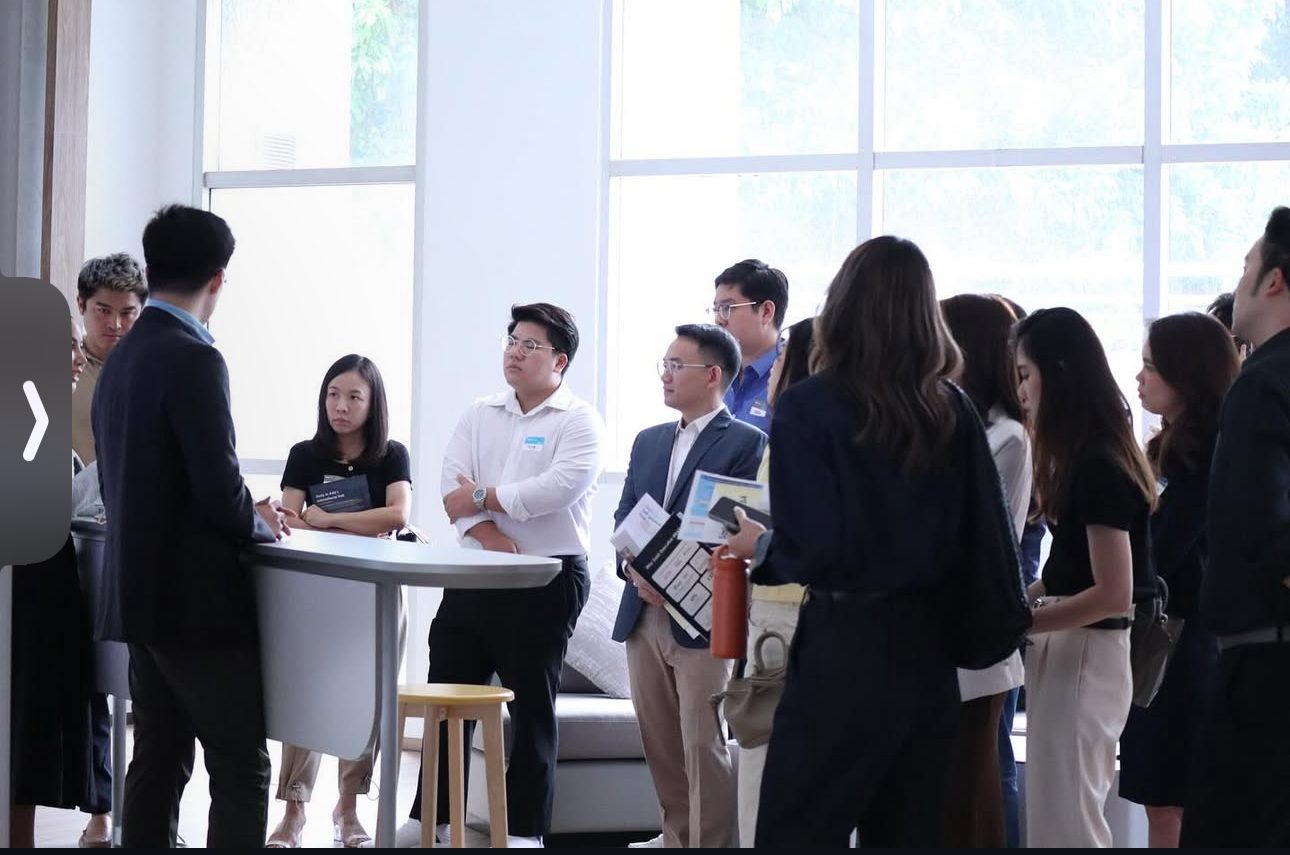 A mixed-role AI Coaching session — participants applying the same foundation to different work